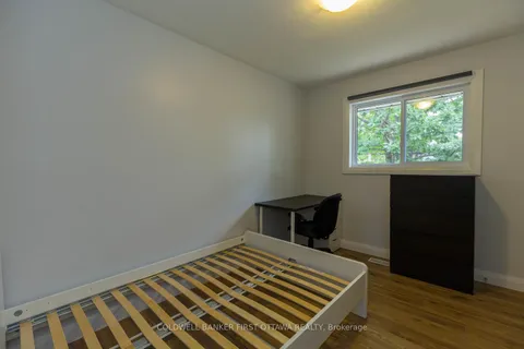 34 WESTWOOD Drive, Meadowlands - Crestview and Area, ON K2G 2X1