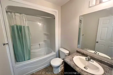 318 First Avenue, Welland, ON L3C 1Y8