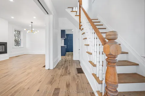 45 Drummond Street, Perth, ON K7H 2J9