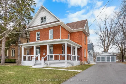 45 Drummond Street, Perth, ON K7H 2J9