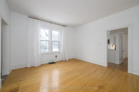 453 Quebec Street, London, ON N5W 3Y4