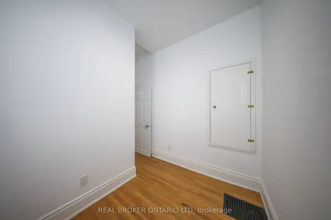 453 Quebec Street, London, ON N5W 3Y4