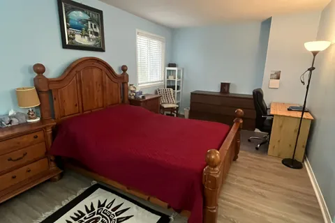 61 McGibbon Drive, Kanata, ON K2L 4A6