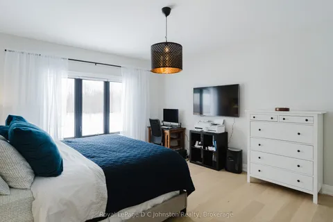 167 Alexandria Street, Georgian Bluffs, ON N4K 0G2