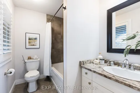 2180 Yellowbirch Place, London North, ON N6G 5C1