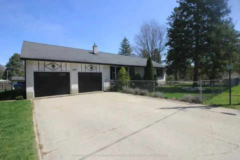 2294 Gore Street, Strathroy-Caradoc, ON N0L 1W0