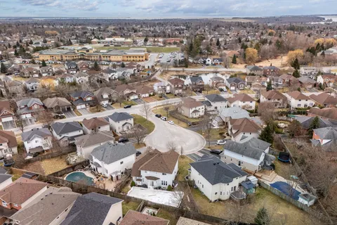1105 Lydia Court, Kingston, ON K7P 3G1