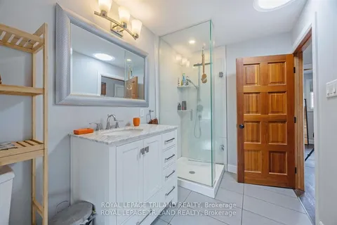 587 Rosedale Street, ON N6B 2C7
