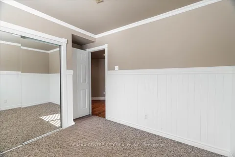 19 Dell Drive, Strathroy-Caradoc, ON N7G 1C6