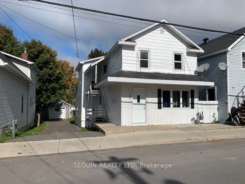 407-407B REGENT 294 WILLIAM Street, Hawkesbury, ON K6A 1G1