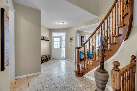 70 Insmill Crescent, Kanata, ON K2T 1G4