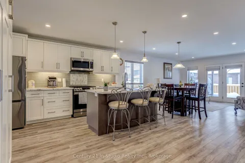 104 Emerson Way, West Grey, ON N0G 1R0