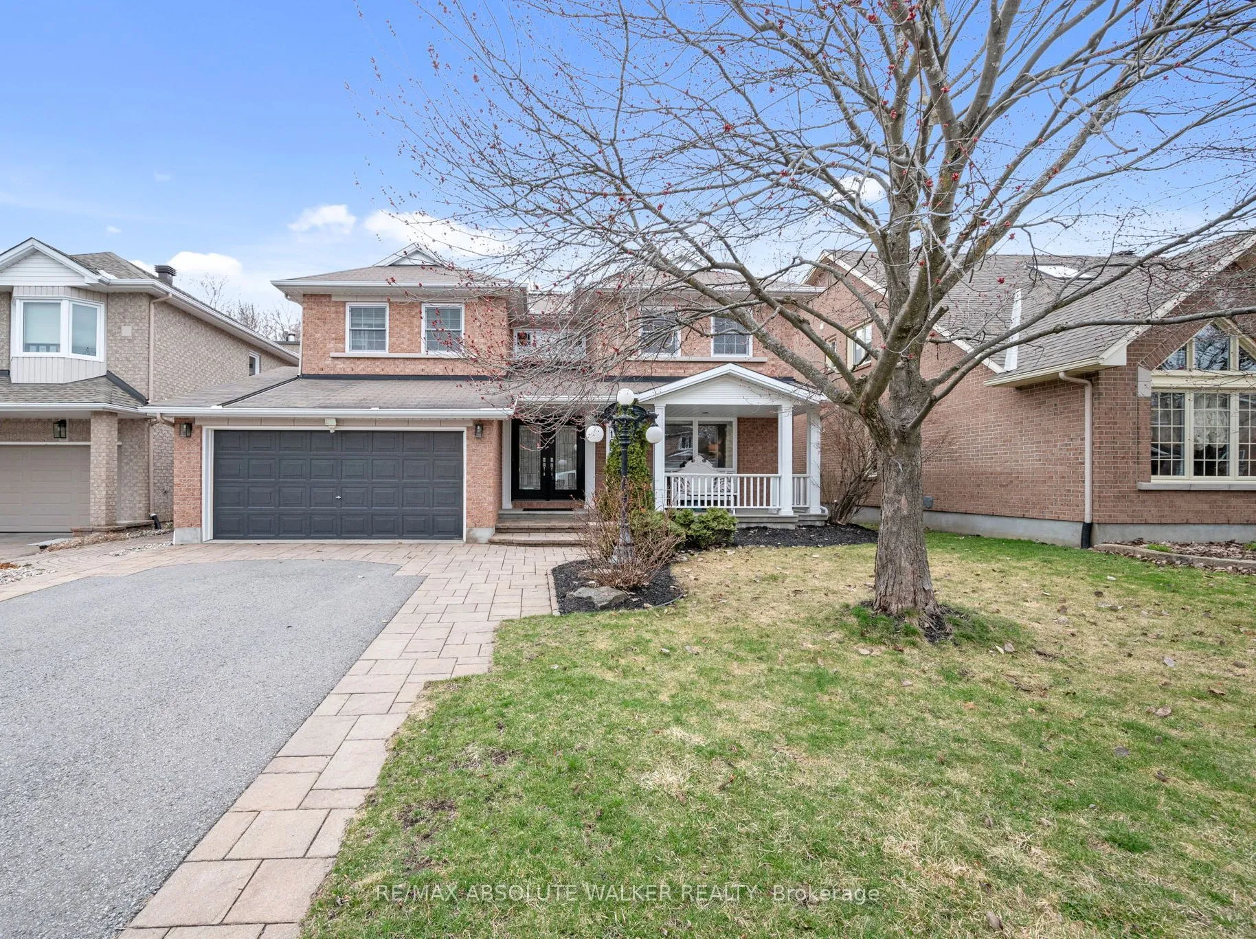 1651 Country Walk Drive, Orleans - Convent Glen and Area, ON K1C 8E2