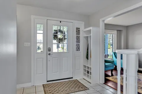 1517 Glenforest Crescent, Peterborough West, ON K9K 2J2