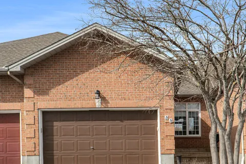 55 Eileen Crescent, Stittsville - Munster - Richmond, ON K2S 1X2
