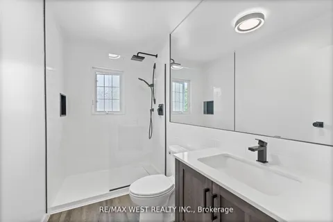 8642 Lander Road, Hamilton Township, ON K0K 2E0