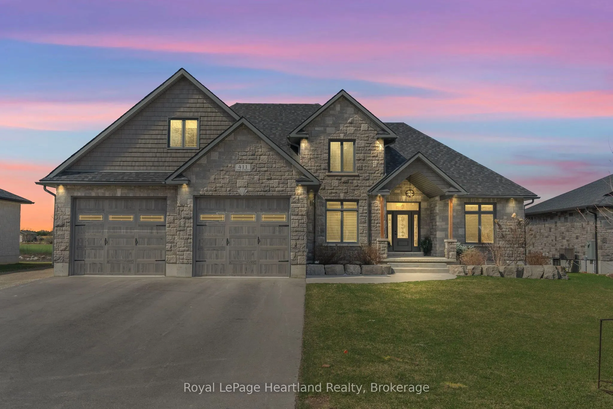 411 JANE Street, Minto, ON N0G 2P0