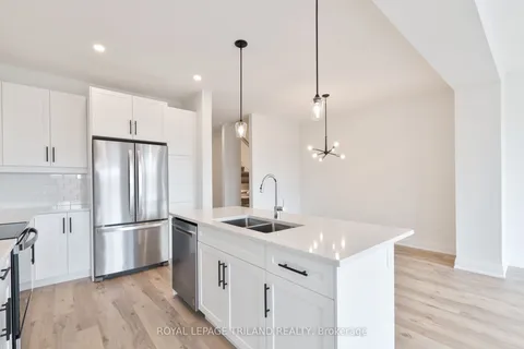 101 SWALES Avenue, Strathroy-Caradoc, ON N7G 0C1