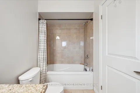 28 Greti Drive, Hamilton, ON L9B 0C9