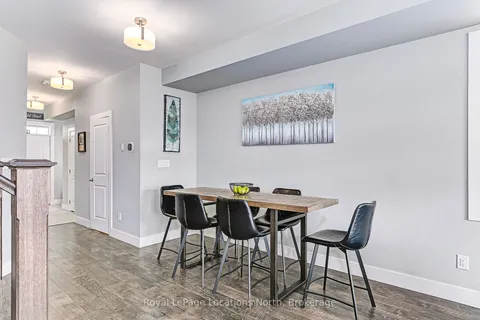 238 Courtland Street, Blue Mountains, ON L9Y 4E2