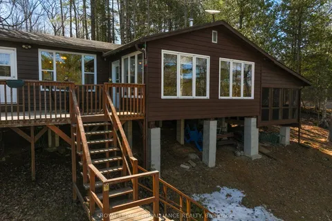 1045 Wheatley Lane, North Frontenac, ON K0H 1K0