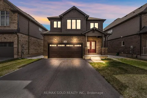 142 Bur Oak Drive, Thorold, ON L2V 0L7