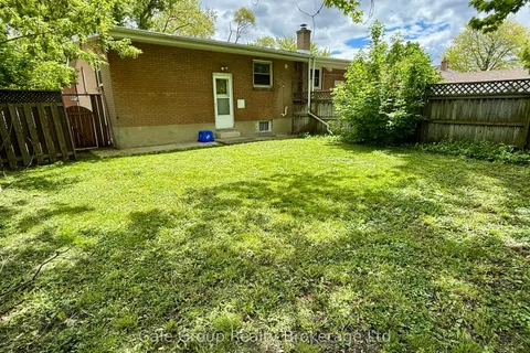 115 Sutton Street, Sarnia, ON N7T 3S4