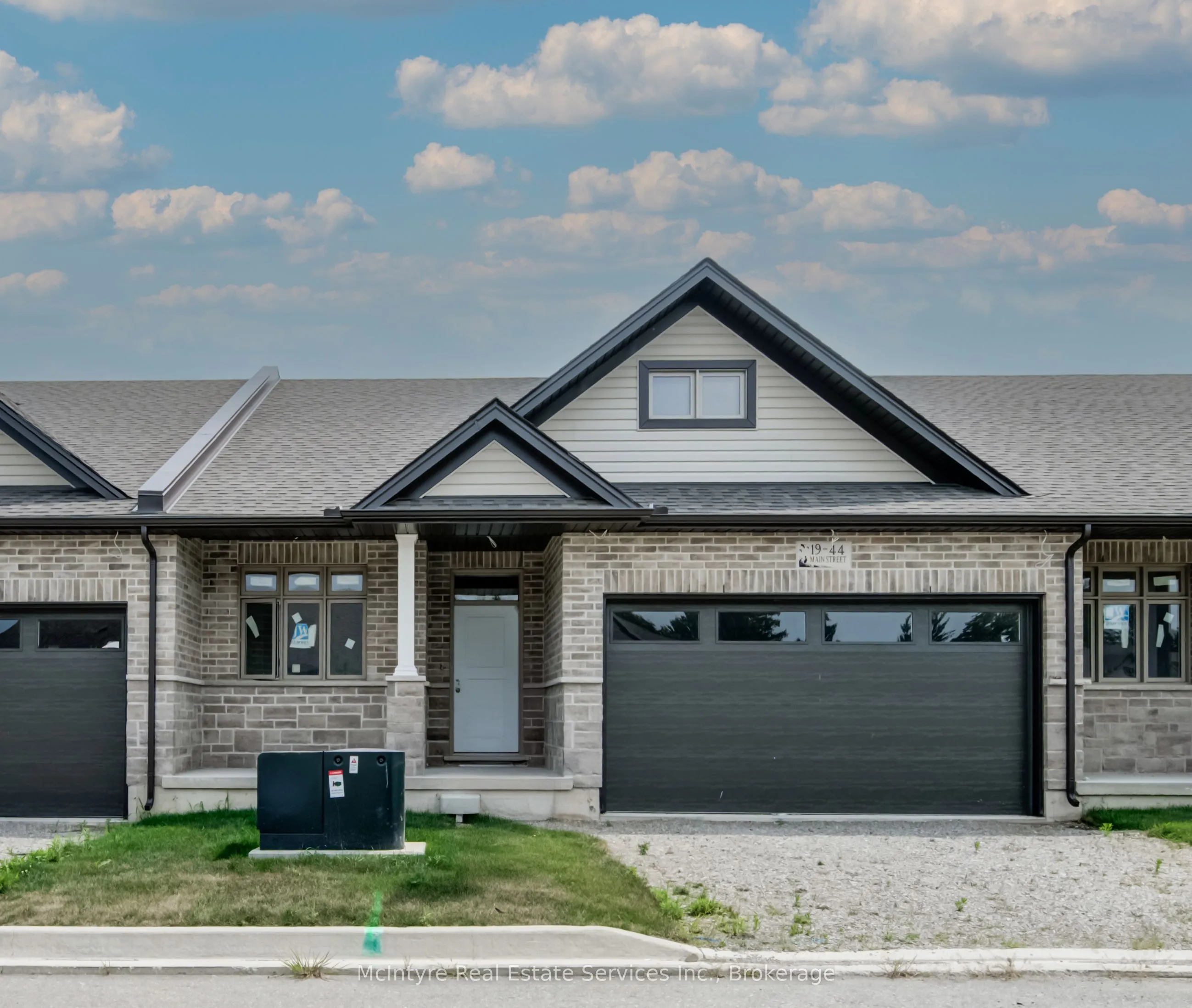 44 Main Street, ON N0J 1M0