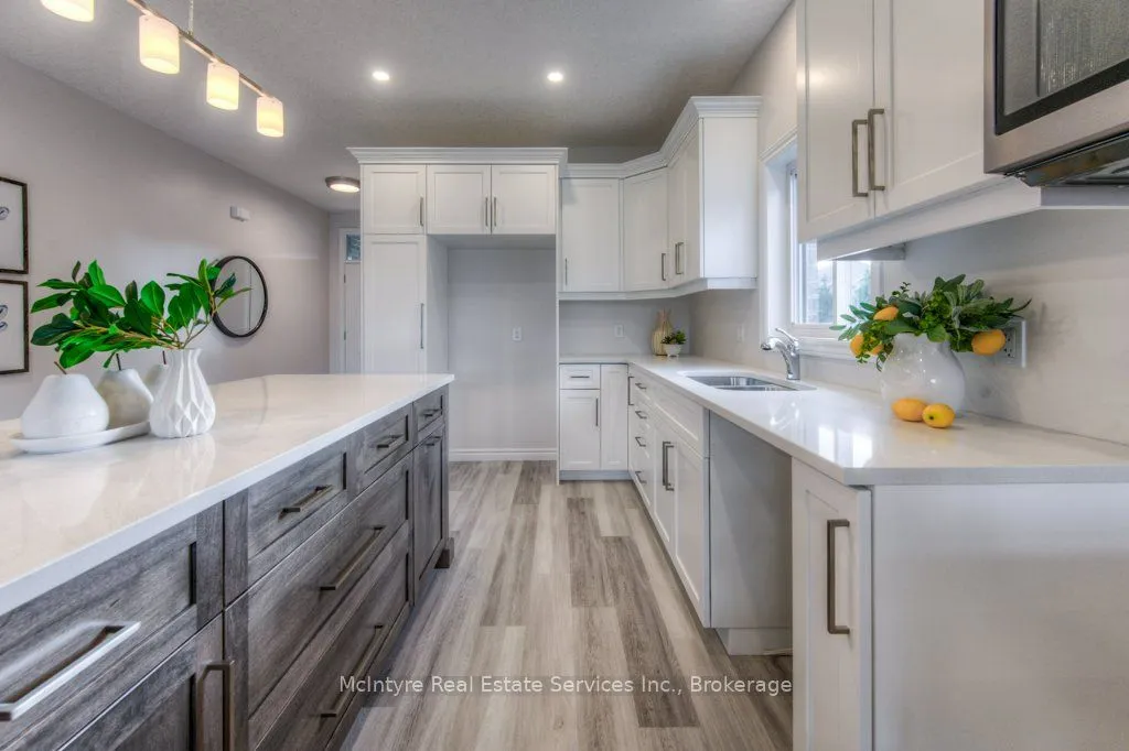 48 Main Street, ON N0J 1M0