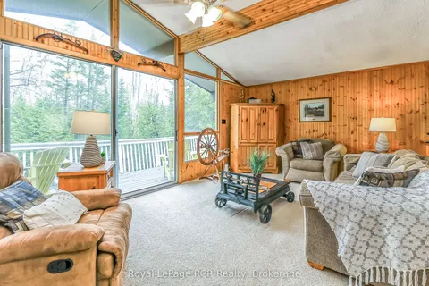 112 Cameron Street, Blue Mountains, ON N0H 2P0