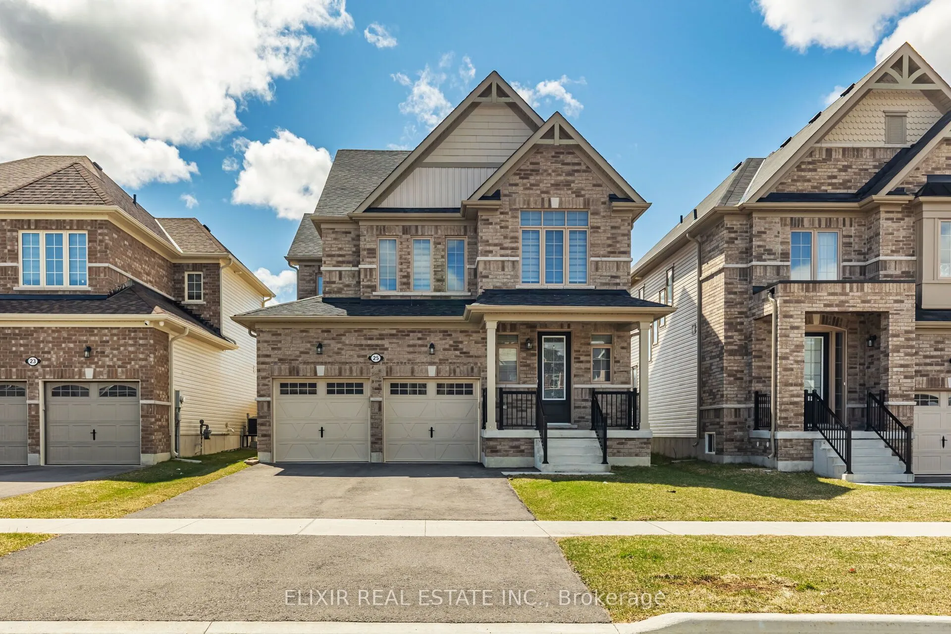 25 Hennessey Crescent, Kawartha Lakes, ON K9V 0P3