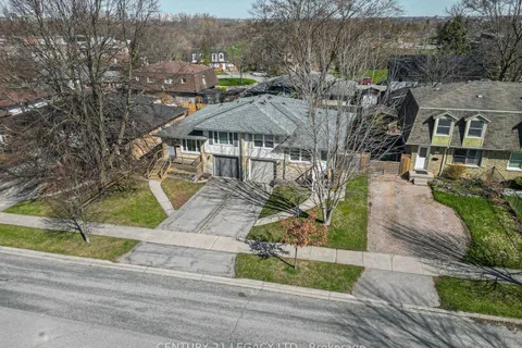971 Eagle Crescent, ON N5Z 4K5