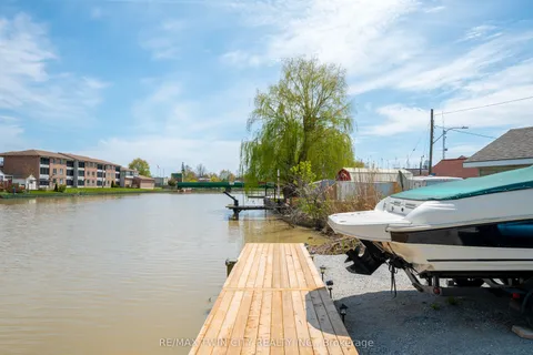 310 Emily Street, Chatham-Kent, ON N8A 4K3