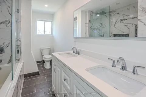 8816 Roosevelt Street, Niagara Falls, ON L2G 7A2