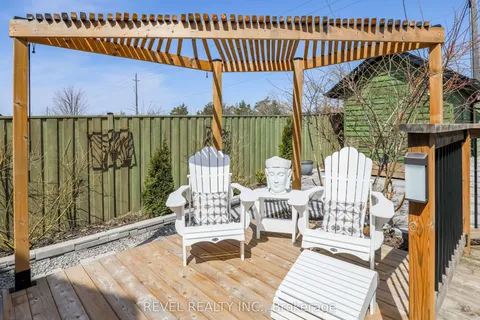 2726 Foxmeadow Road, Peterborough East, ON K9L 0B6