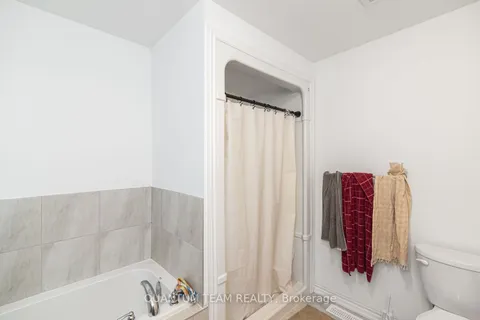 83 Mclaughlin Street, Welland, ON L3B 1R1
