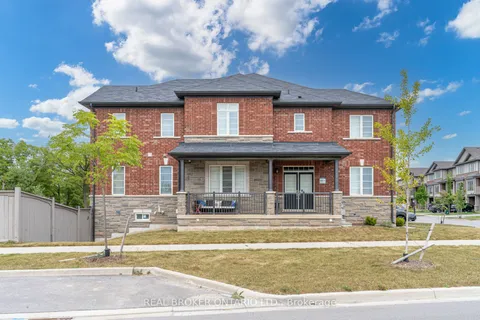301 Humphrey Street, Hamilton, ON L8B 1X4