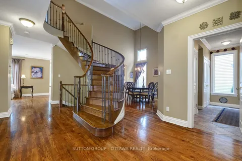 163 Copperwood Street, Orleans - Convent Glen and Area, ON K1C 7S3