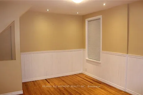 29 Oxford Street, Hamilton, ON L8R 2W9
