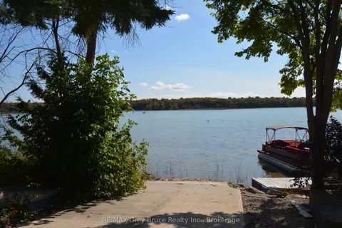 76 Miller Lake Shore Road, Northern Bruce Peninsula, ON N0H 1Z0
