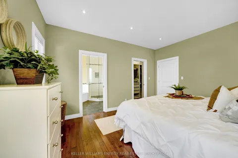 4 Prinyers Drive, Prince Edward County, ON K0K 2T0