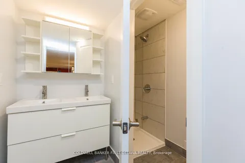34 WESTWOOD Drive, Meadowlands - Crestview and Area, ON K2G 2X1