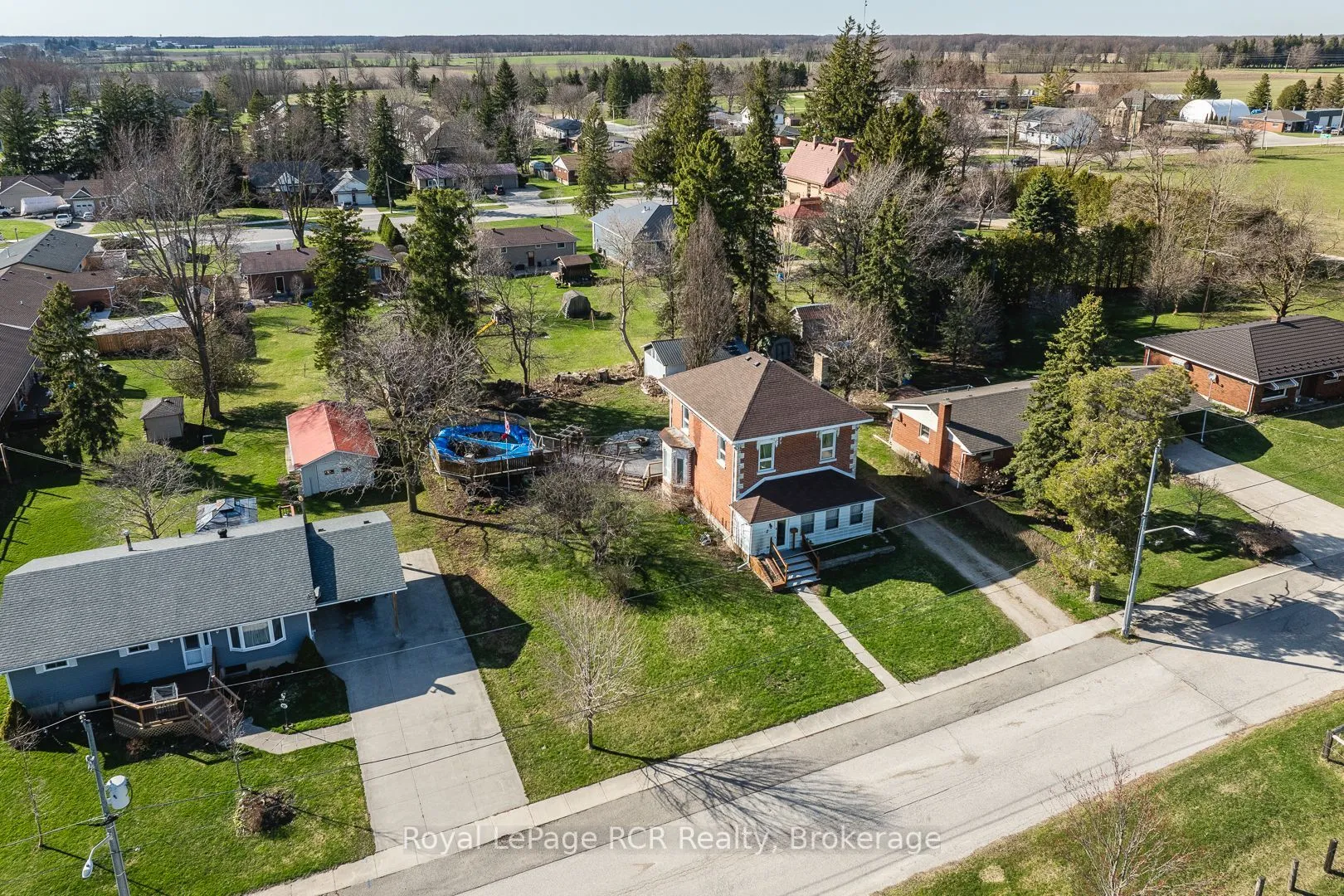 99 Maitland Street, Minto, ON N0G 1Z0