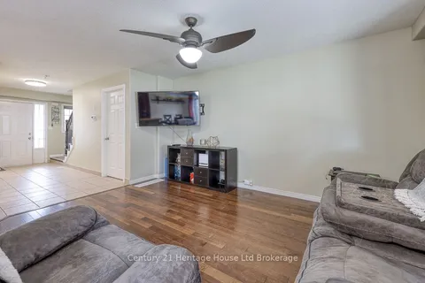 1079 Marquette Drive, Woodstock, ON N4V 0A9
