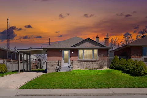 41 Elliott Avenue, Hamilton, ON L8T 2H7