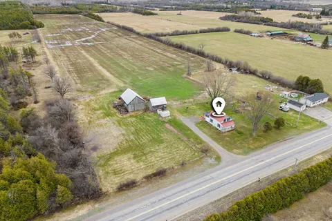 3075 county 16 Road, Merrickville-Wolford, ON K0G 1N0