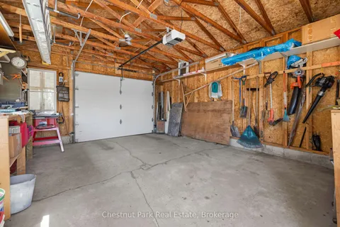 1183 Dickie Lake Road, Lake of Bays, ON P0B 1A0