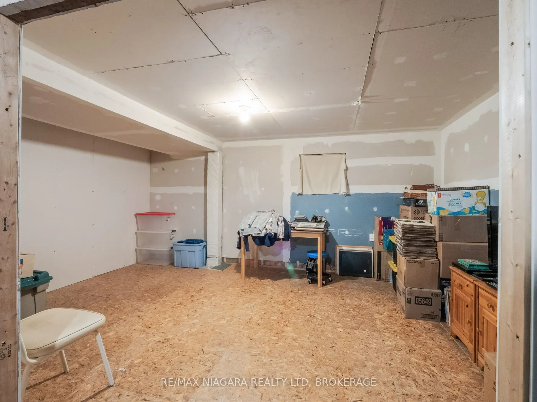 215 PHIPPS Street, Fort Erie, ON L2A 2V4