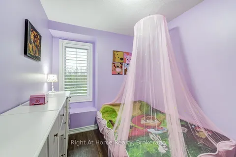 62 Westbank Trail, Hamilton, ON L8J 0H5