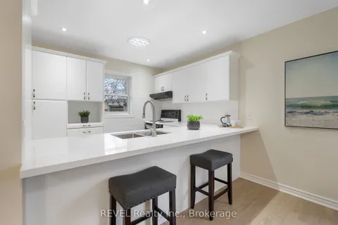 6839 Imperial Court, Niagara Falls, ON L2G 7W9